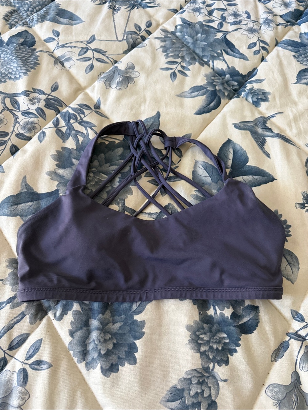 Lululemon bra